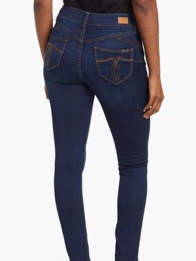 Seven7 Dark Indigo Booty Shaper Skinny Jeans